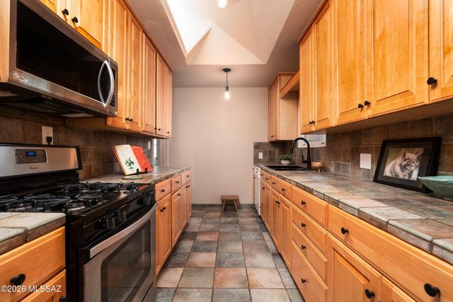 2633 E Manchester Street, Tucson, AZ 85716