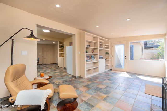 2633 E Manchester Street, Tucson, AZ 85716