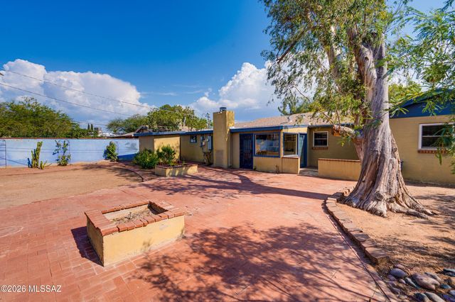 2633 E Manchester Street, Tucson, AZ 85716