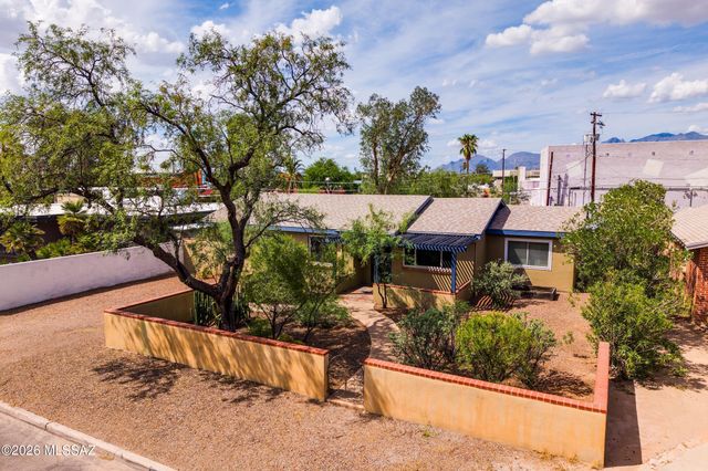 2633 E Manchester Street, Tucson, AZ 85716