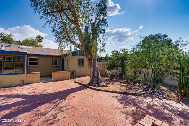 2633 E Manchester Street, Tucson, AZ 85716