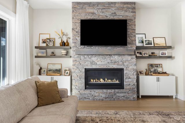 18249 N Burnt Car Way, Boise, ID 83714