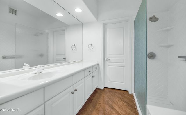 20802 N GRAYHAWK Drive 1003, Scottsdale, AZ 85255