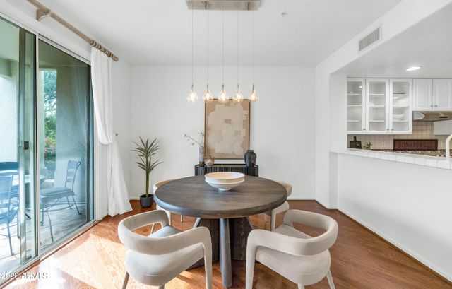 20802 N GRAYHAWK Drive 1003, Scottsdale, AZ 85255