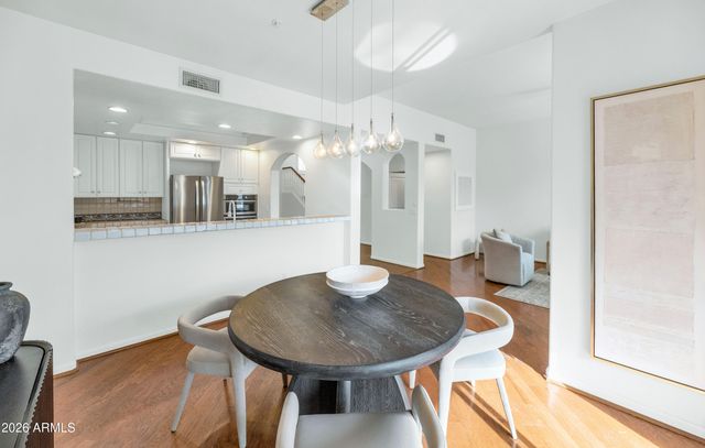 20802 N GRAYHAWK Drive 1003, Scottsdale, AZ 85255