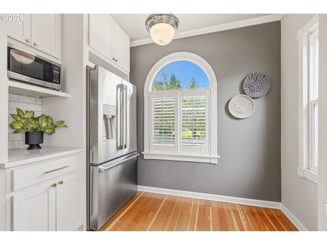 5926 Ne 24TH Ave, Portland, OR 97211