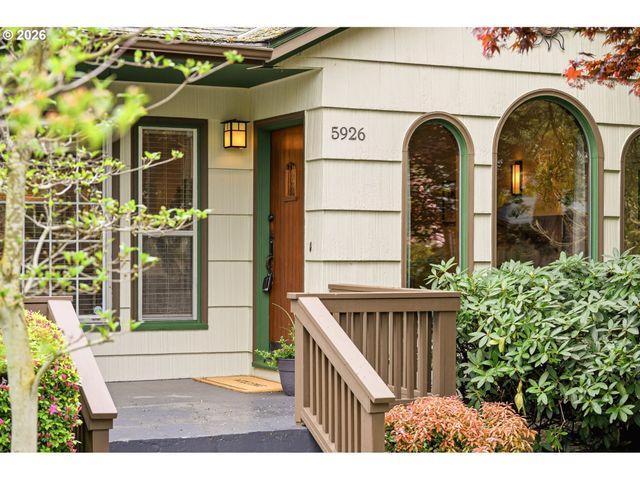 5926 Ne 24TH Ave, Portland, OR 97211