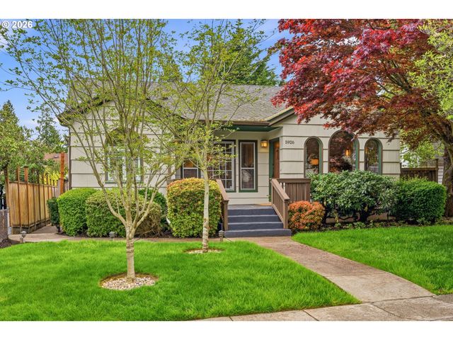 5926 Ne 24TH Ave, Portland, OR 97211