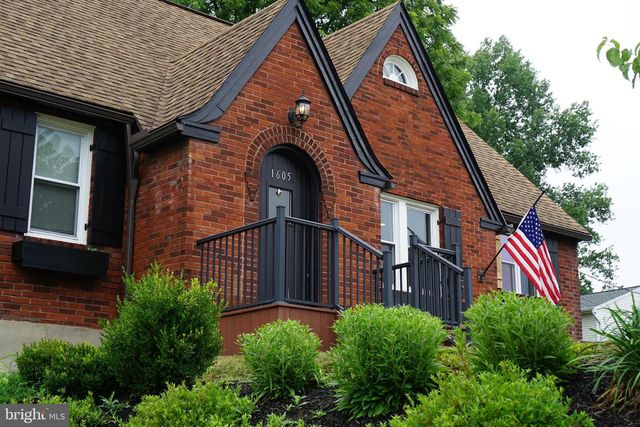 1605 WILSON AVE, Lancaster, PA 17603