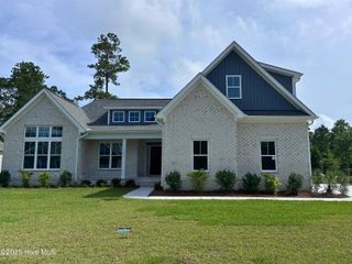 1423 Serrulata Drive, Bolivia, NC 28422