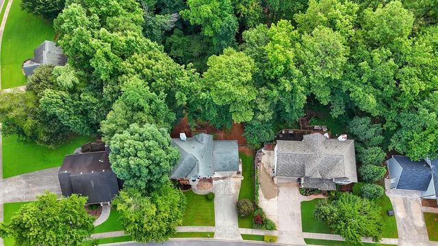 2038 Spicers Lane, Woodstock, GA 30189