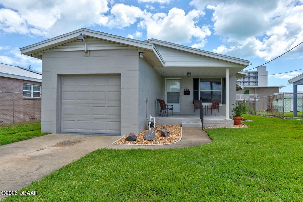 481 Grandview Avenue, Ormond Beach, FL 32176