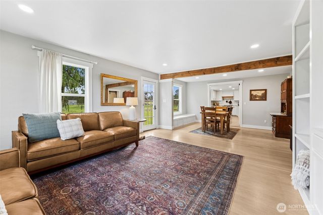 4412 332nd Street E, Eatonville, WA 98328