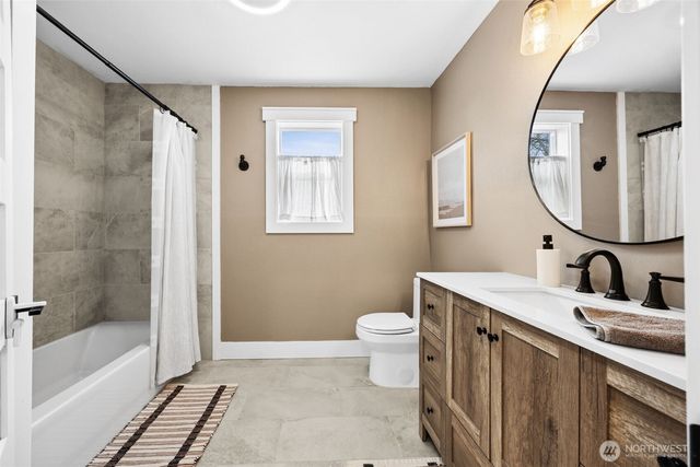 4412 332nd Street E, Eatonville, WA 98328