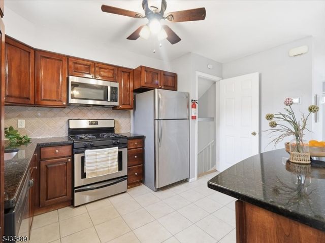 27 Carolyn Rd, Belleville Twp., NJ 07109