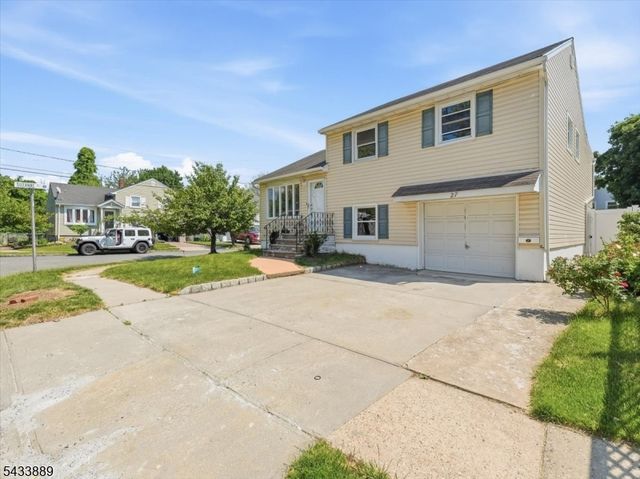27 Carolyn Rd, Belleville Twp., NJ 07109