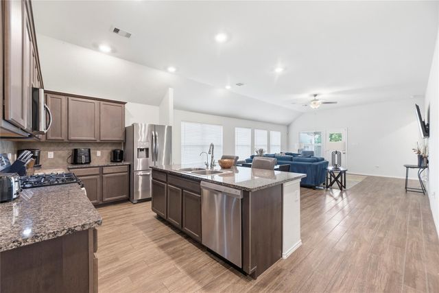 3539 Sunlight Springs Street, Richmond, TX 77406