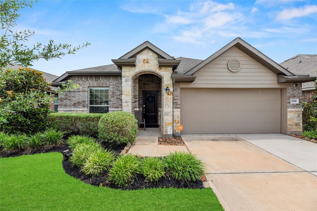 3539 Sunlight Springs Street, Richmond, TX 77406
