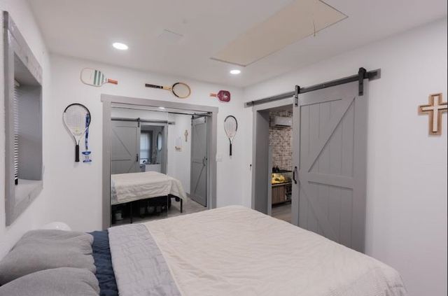 2950 George Street, Tallahassee, FL 32310