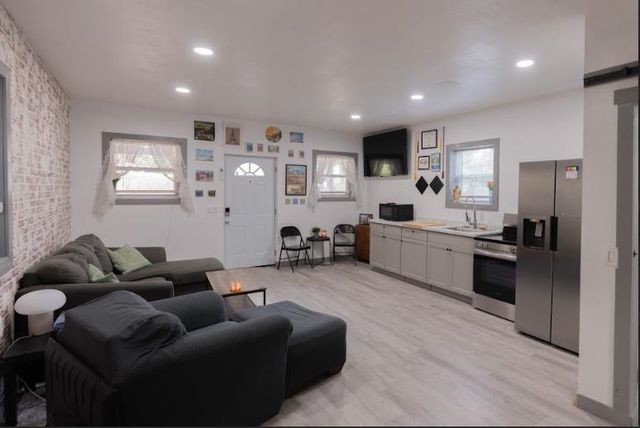 2950 George Street, Tallahassee, FL 32310