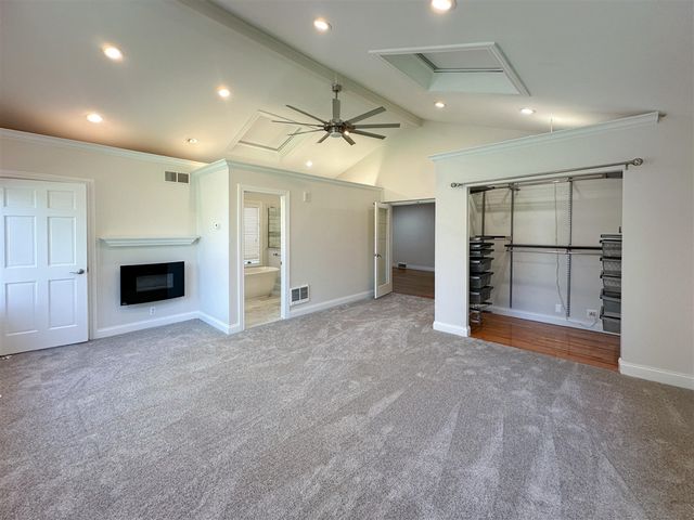 21203 River Road, Grosse Pointe, MI 48236