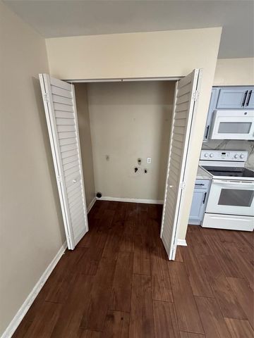 3950 SE 17TH COURT, Ocala, FL 34480