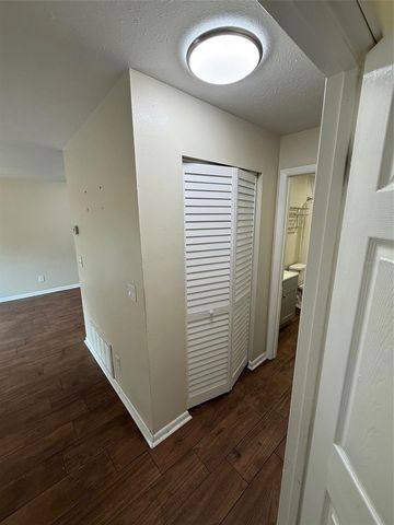 3950 SE 17TH COURT, Ocala, FL 34480