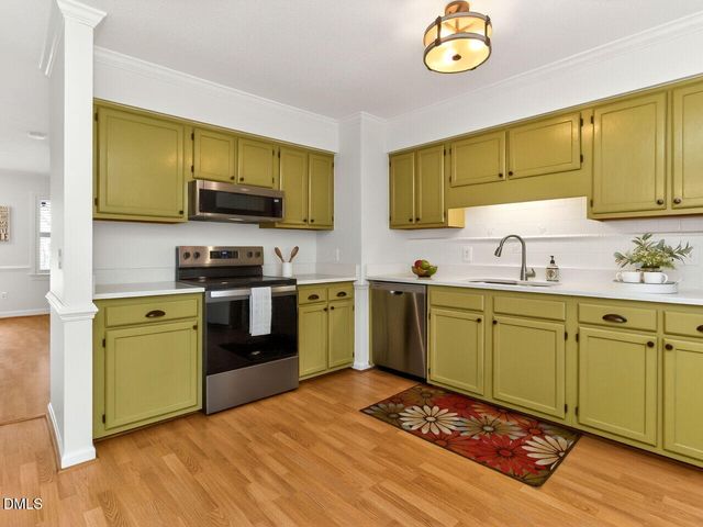 1282 Shadowbark Court, Raleigh, NC 27603