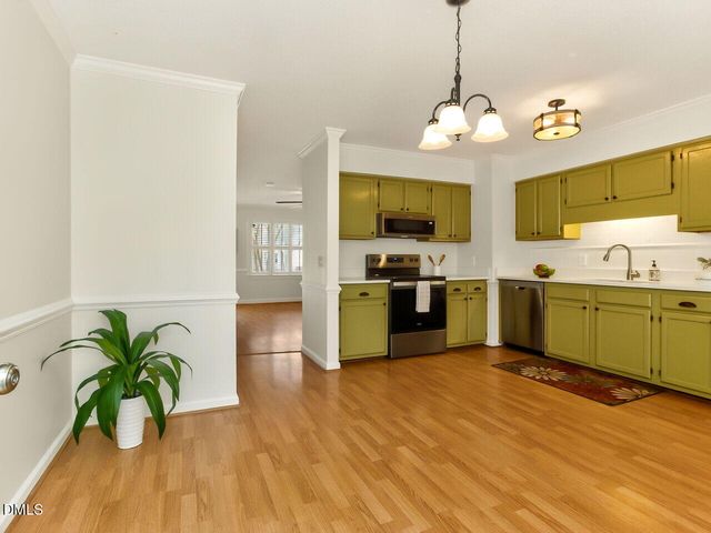 1282 Shadowbark Court, Raleigh, NC 27603