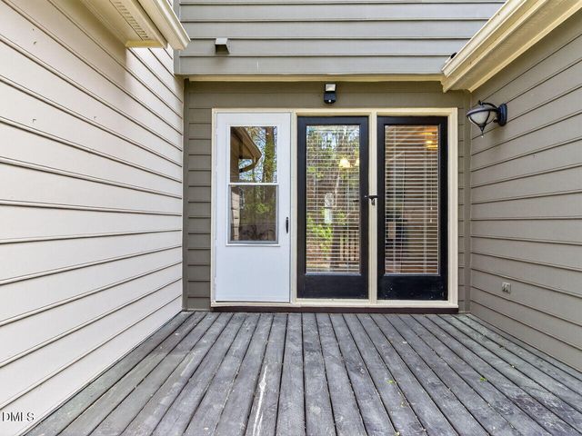 1282 Shadowbark Court, Raleigh, NC 27603