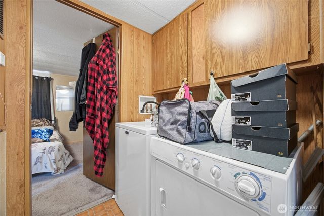 8372 Juniper Lane, Maple Falls, WA 98266