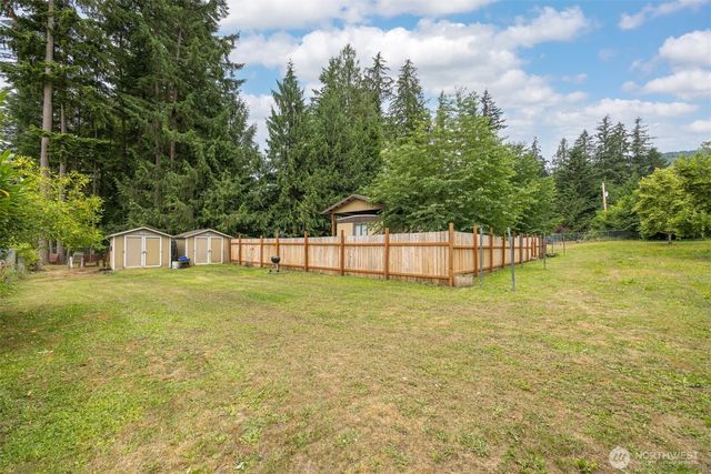 8372 Juniper Lane, Maple Falls, WA 98266