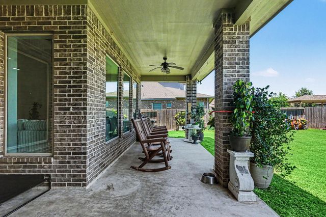 2627 Petunia Valley Drive, Brookshire, TX 77423