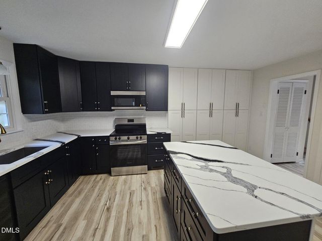 711 Kildaire Farm Road, Cary, NC 27511