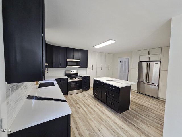 711 Kildaire Farm Road, Cary, NC 27511