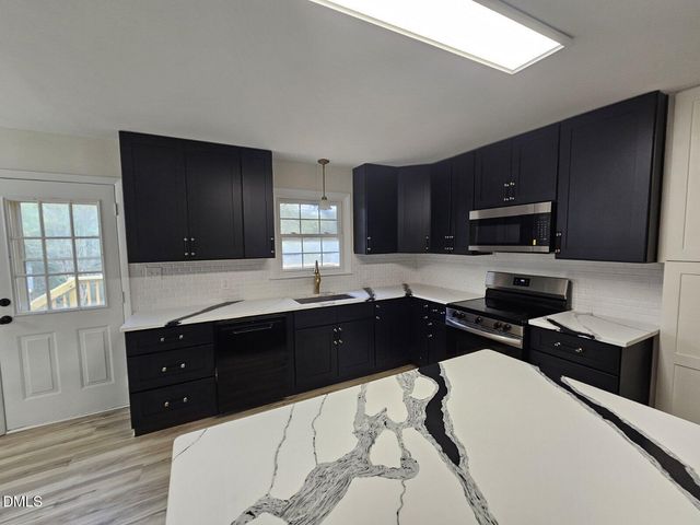 711 Kildaire Farm Road, Cary, NC 27511