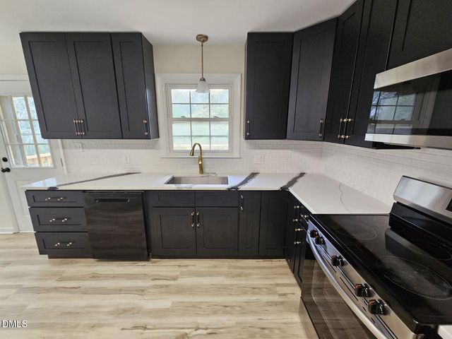 711 Kildaire Farm Road, Cary, NC 27511