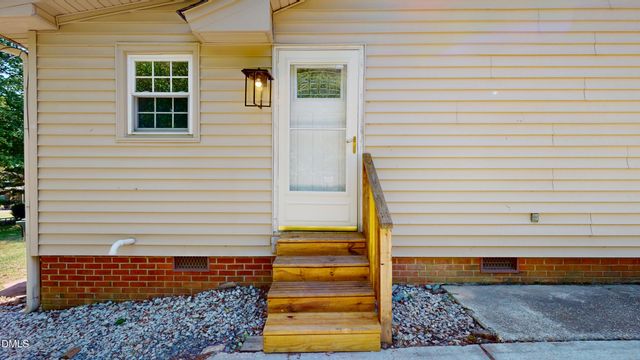 711 Kildaire Farm Road, Cary, NC 27511