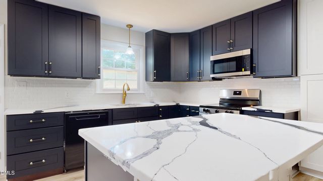 711 Kildaire Farm Road, Cary, NC 27511