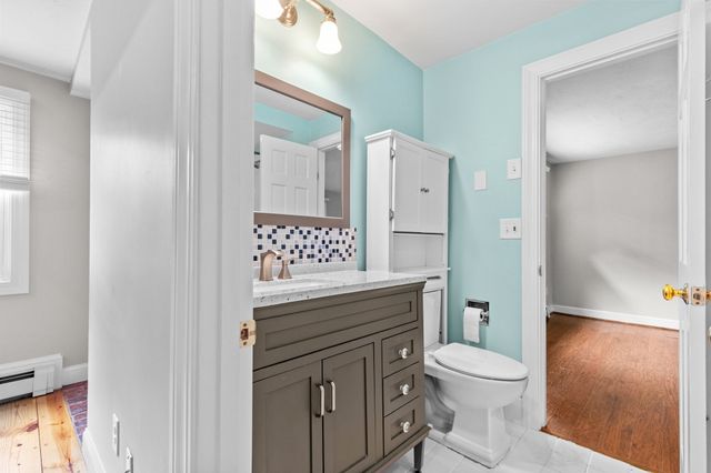 12 State Rd 2E, Plymouth, MA 02360
