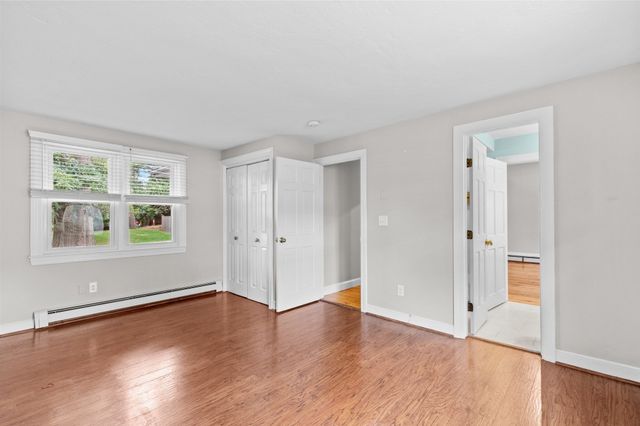 12 State Rd 2E, Plymouth, MA 02360