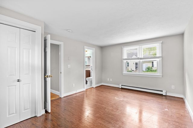 12 State Rd 2E, Plymouth, MA 02360