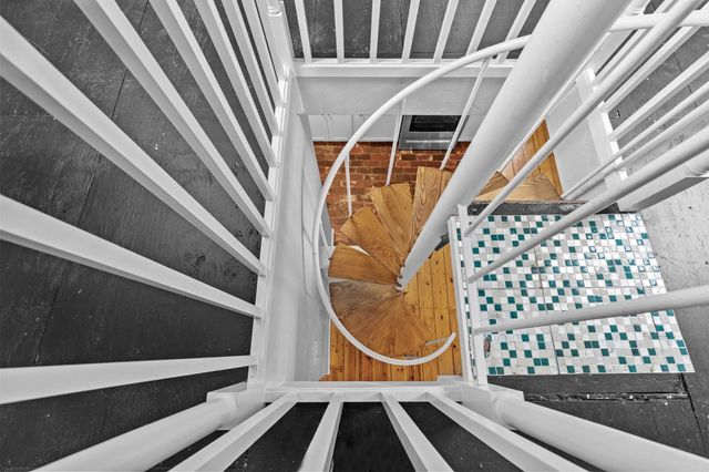 12 State Rd 2E, Plymouth, MA 02360