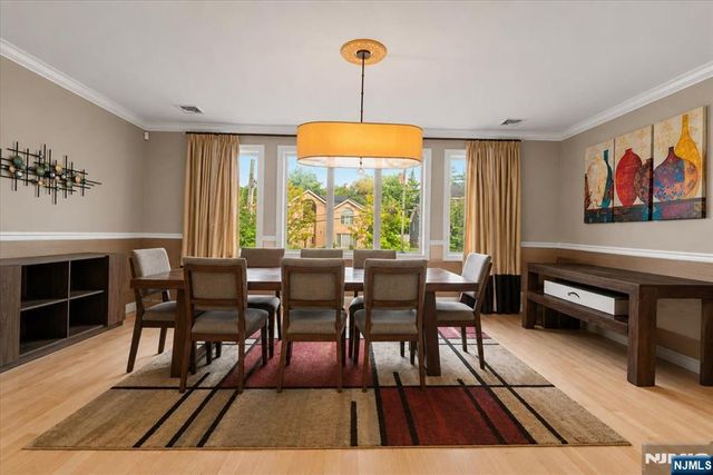 412 Valley View Avenue, Paramus, NJ 07652
