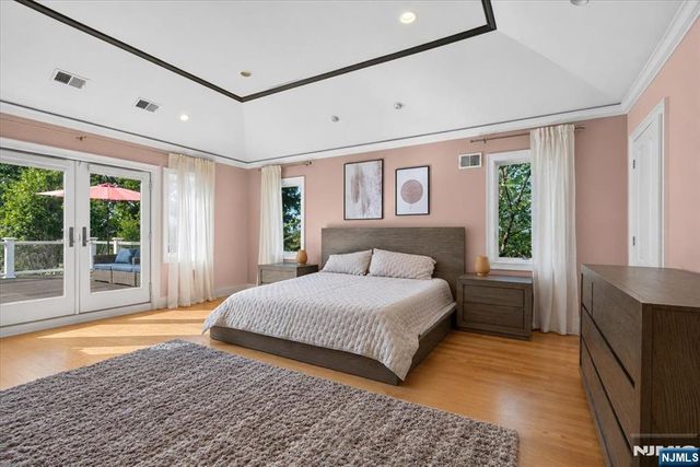 412 Valley View Avenue, Paramus, NJ 07652