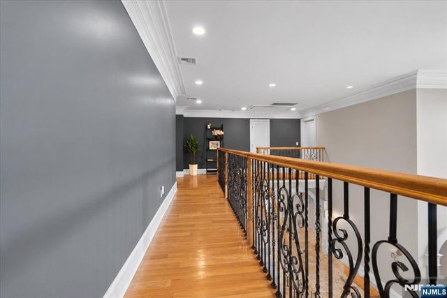 412 Valley View Avenue, Paramus, NJ 07652