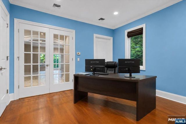 412 Valley View Avenue, Paramus, NJ 07652