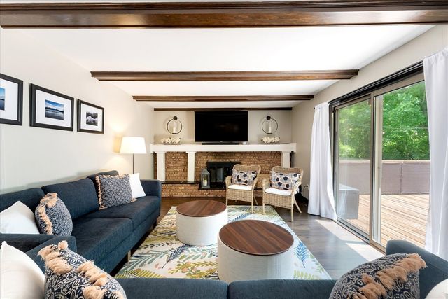 486 Edgeworthe Drive, Ada, MI 49301