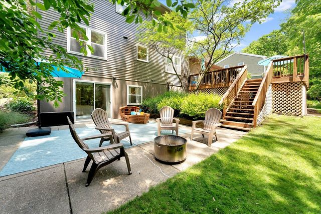 486 Edgeworthe Drive, Ada, MI 49301