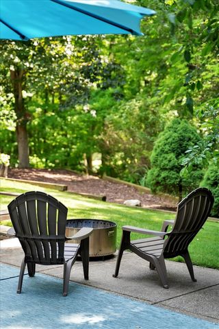 486 Edgeworthe Drive, Ada, MI 49301